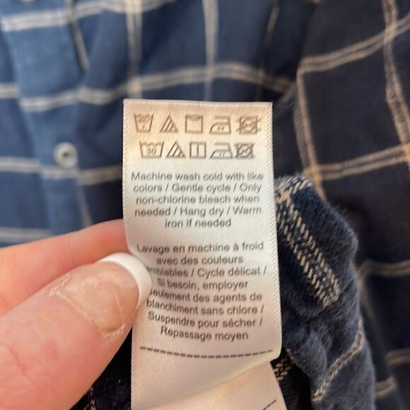 Untuckit Blue Appellation Blue Plaid Flannel Button Down Shirt. Size XL. - Picture 9 of 9